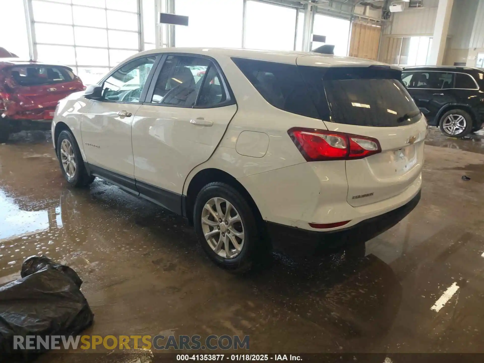 3 Photograph of a damaged car 3GNAXHEV9MS168809 CHEVROLET EQUINOX 2021