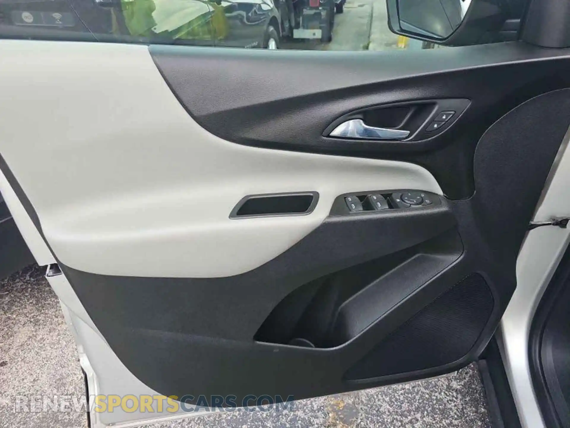2 Photograph of a damaged car 3GNAXHEV9MS169281 CHEVROLET EQUINOX 2021