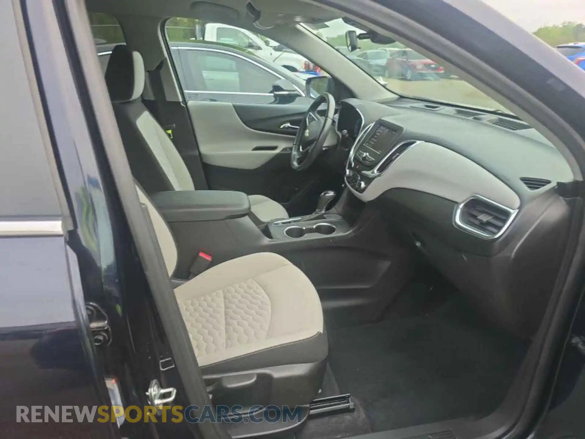 2 Photograph of a damaged car 3GNAXJEV2MS103579 CHEVROLET EQUINOX 2021
