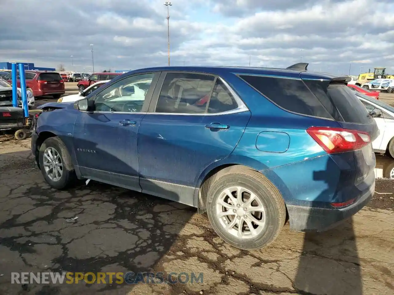 2 Photograph of a damaged car 3GNAXKEV2ML401128 CHEVROLET EQUINOX 2021