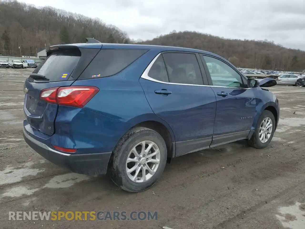 3 Photograph of a damaged car 3GNAXKEV3ML360167 CHEVROLET EQUINOX 2021