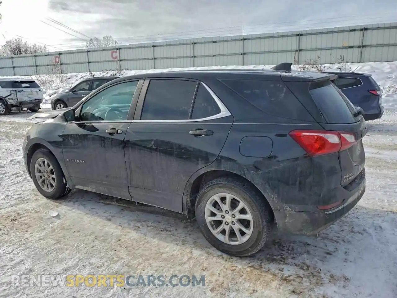 2 Photograph of a damaged car 3GNAXKEV5ML368142 CHEVROLET EQUINOX 2021