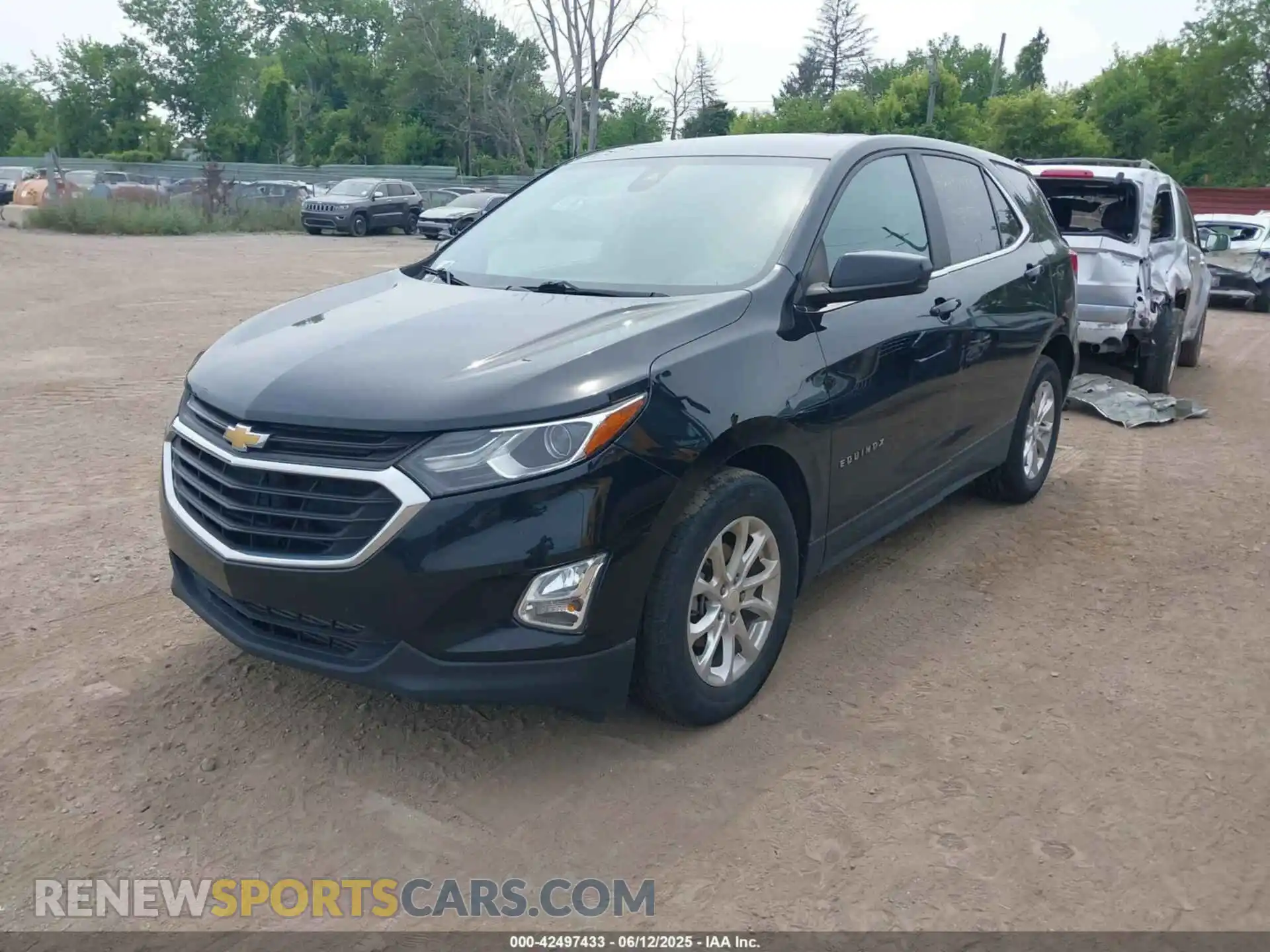 2 Photograph of a damaged car 3GNAXKEV7ML376730 CHEVROLET EQUINOX 2021