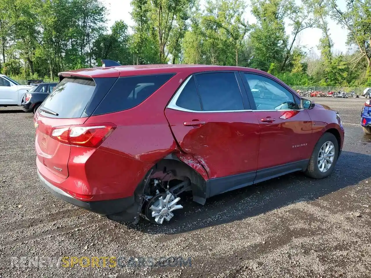 3 Photograph of a damaged car 3GNAXUEV0ML318471 CHEVROLET EQUINOX 2021