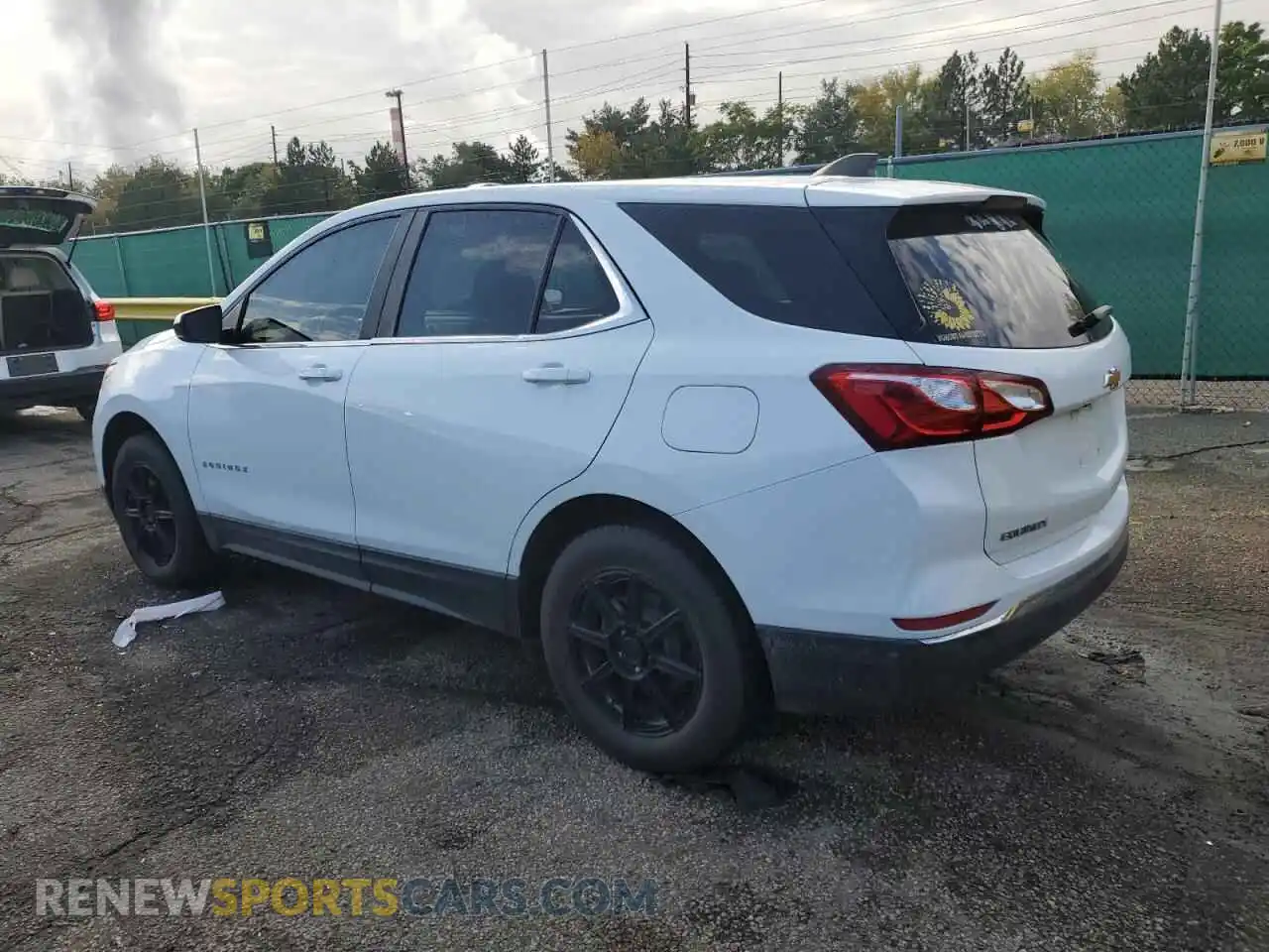2 Photograph of a damaged car 3GNAXUEV0MS132015 CHEVROLET EQUINOX 2021