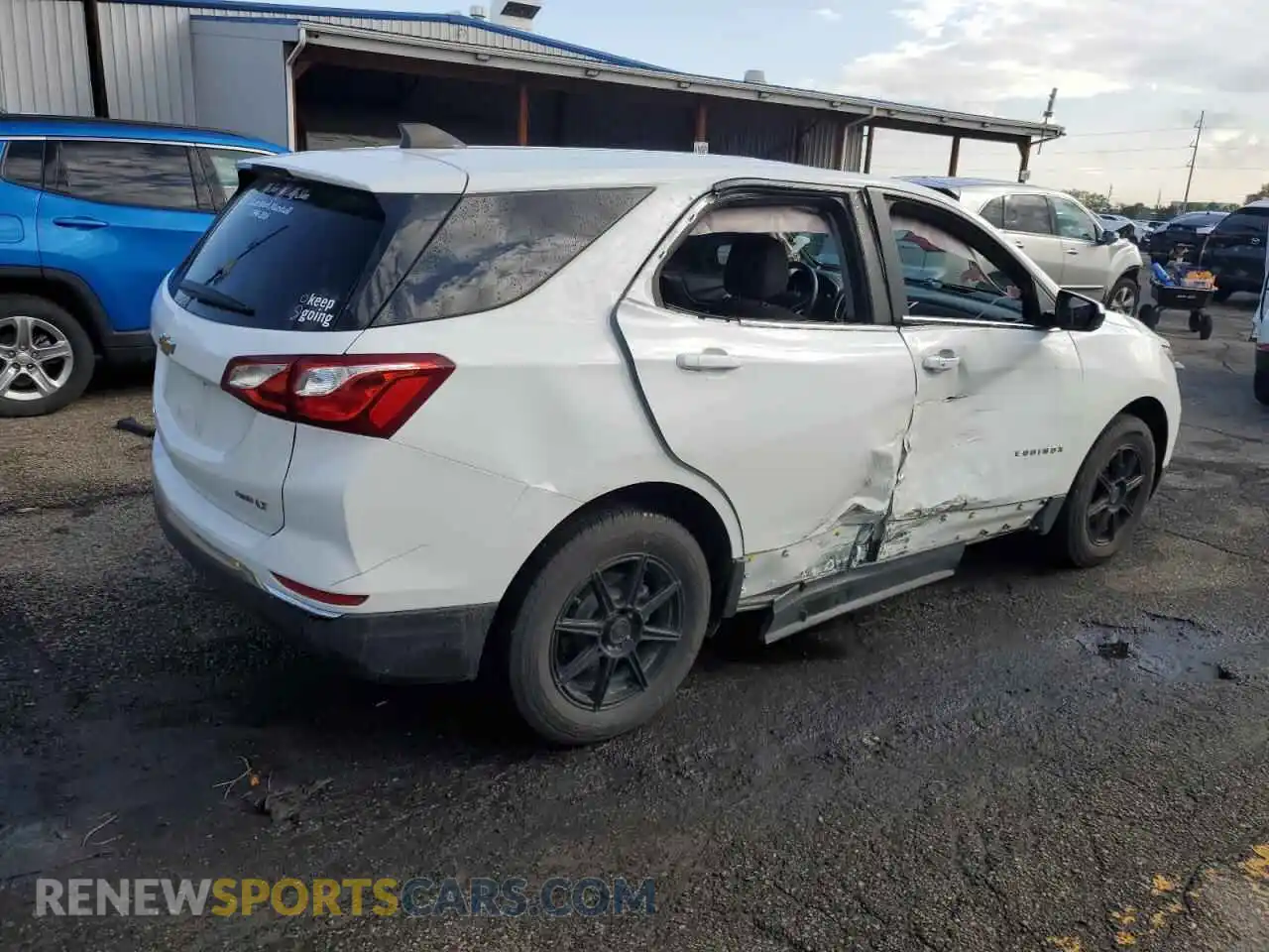 3 Photograph of a damaged car 3GNAXUEV0MS132015 CHEVROLET EQUINOX 2021