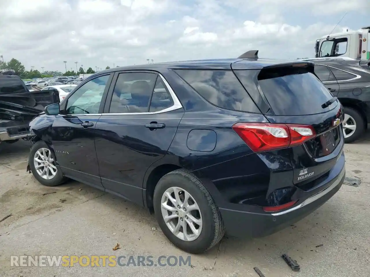 2 Photograph of a damaged car 3GNAXUEV0MS142723 CHEVROLET EQUINOX 2021