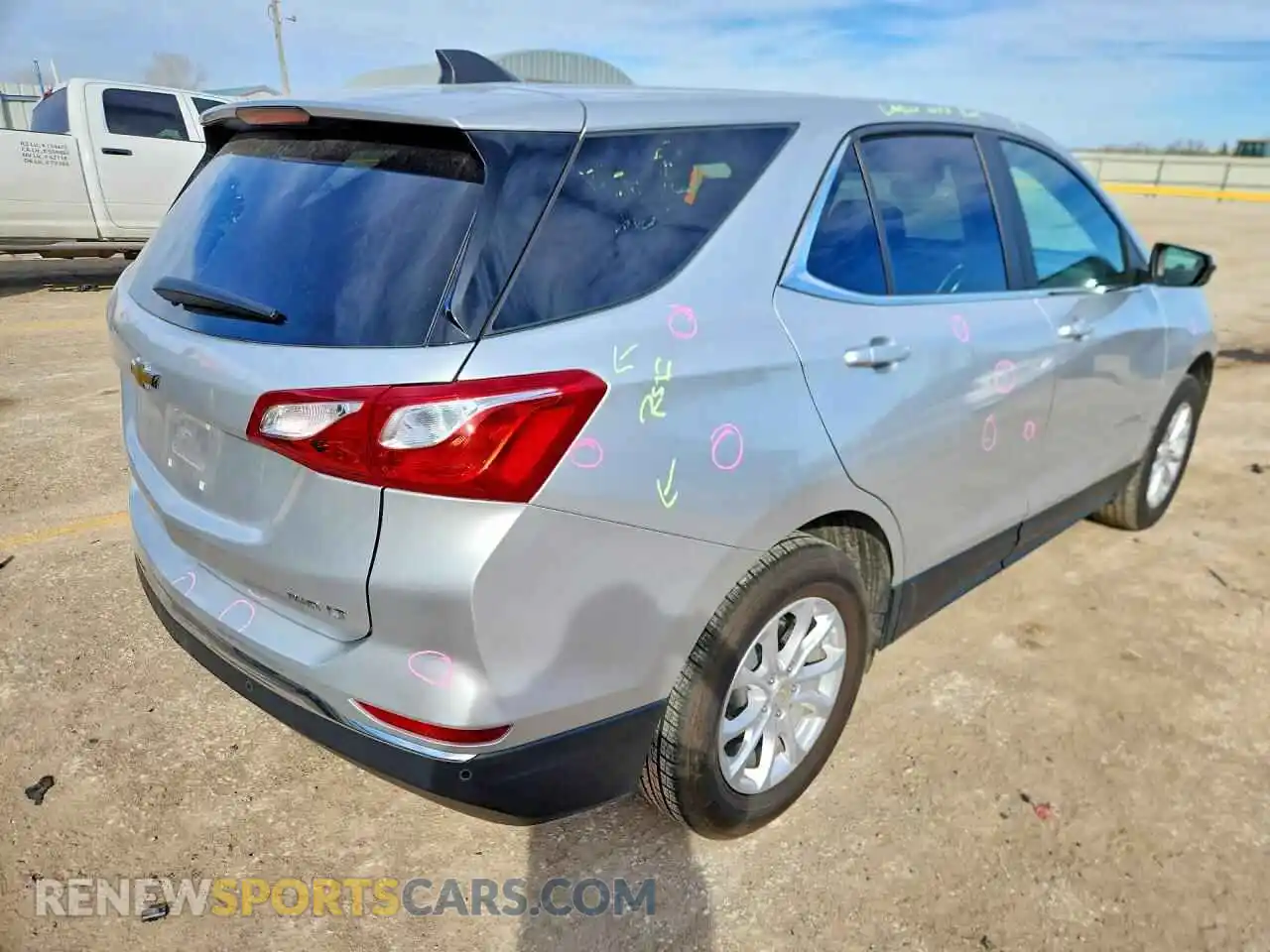 3 Photograph of a damaged car 3GNAXUEV0MS157223 CHEVROLET EQUINOX 2021