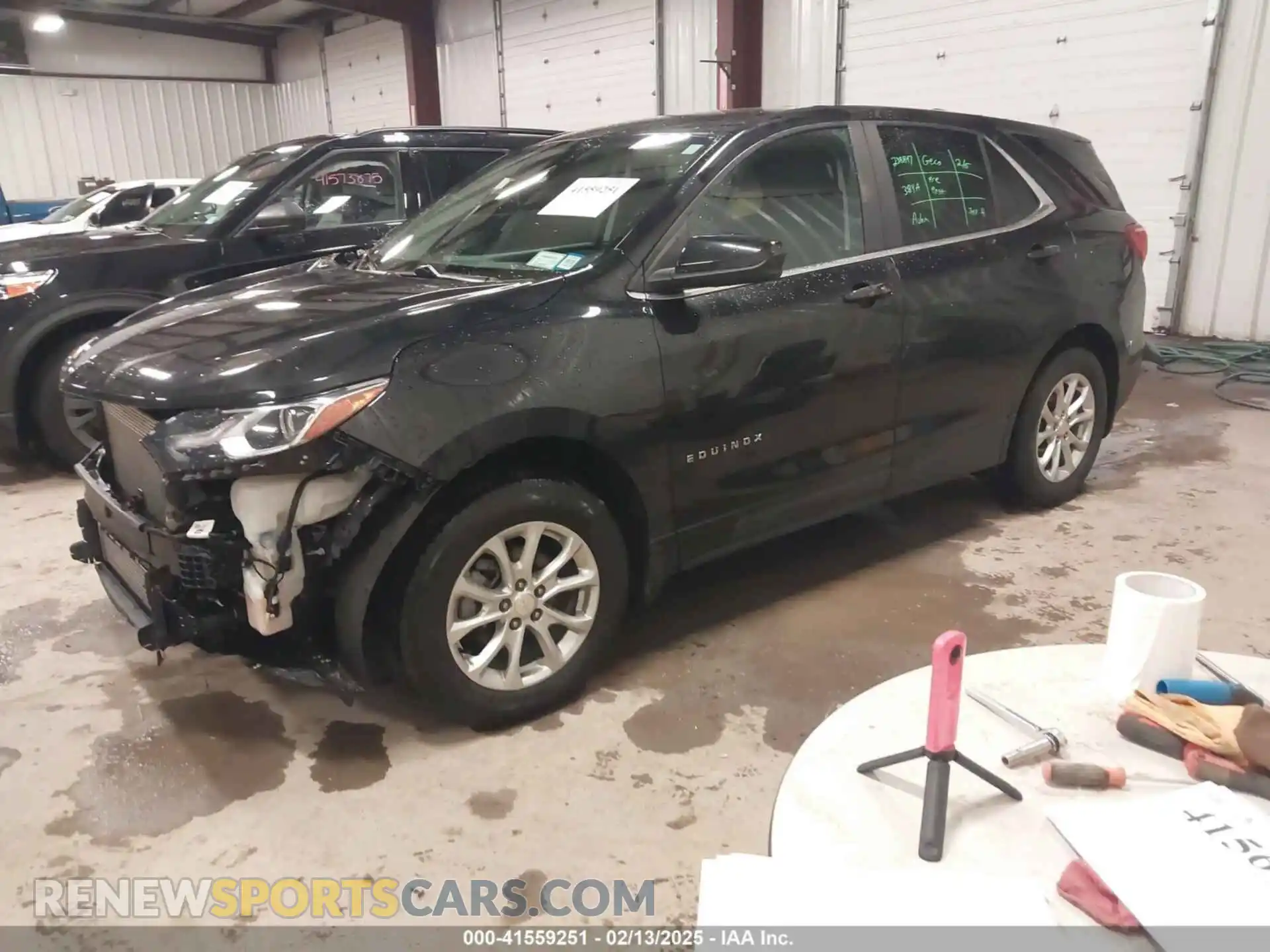 2 Photograph of a damaged car 3GNAXUEV1ML402072 CHEVROLET EQUINOX 2021
