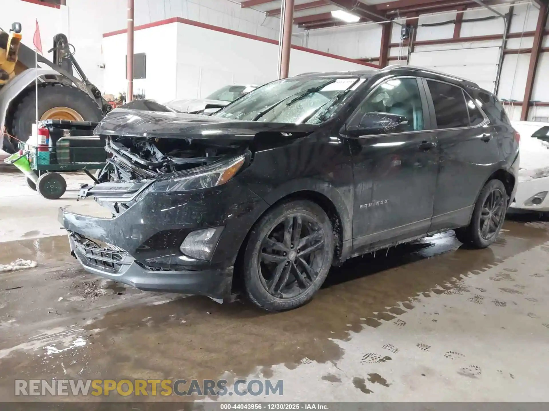2 fotografías del automóvil dañado 3GNAXUEV2ML301025 CHEVROLET EQUINOX 2021