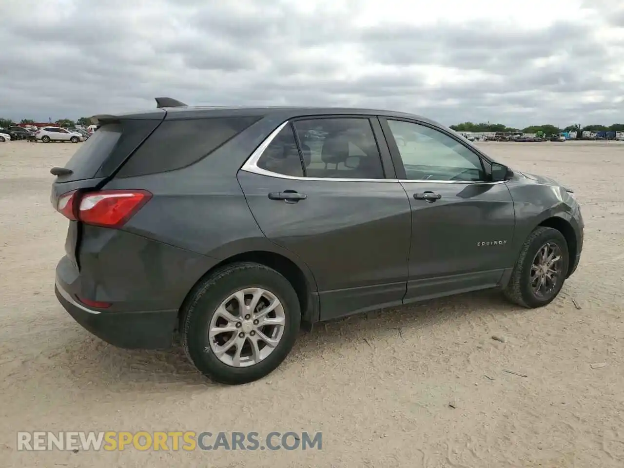 3 Photograph of a damaged car 3GNAXUEV2ML380079 CHEVROLET EQUINOX 2021