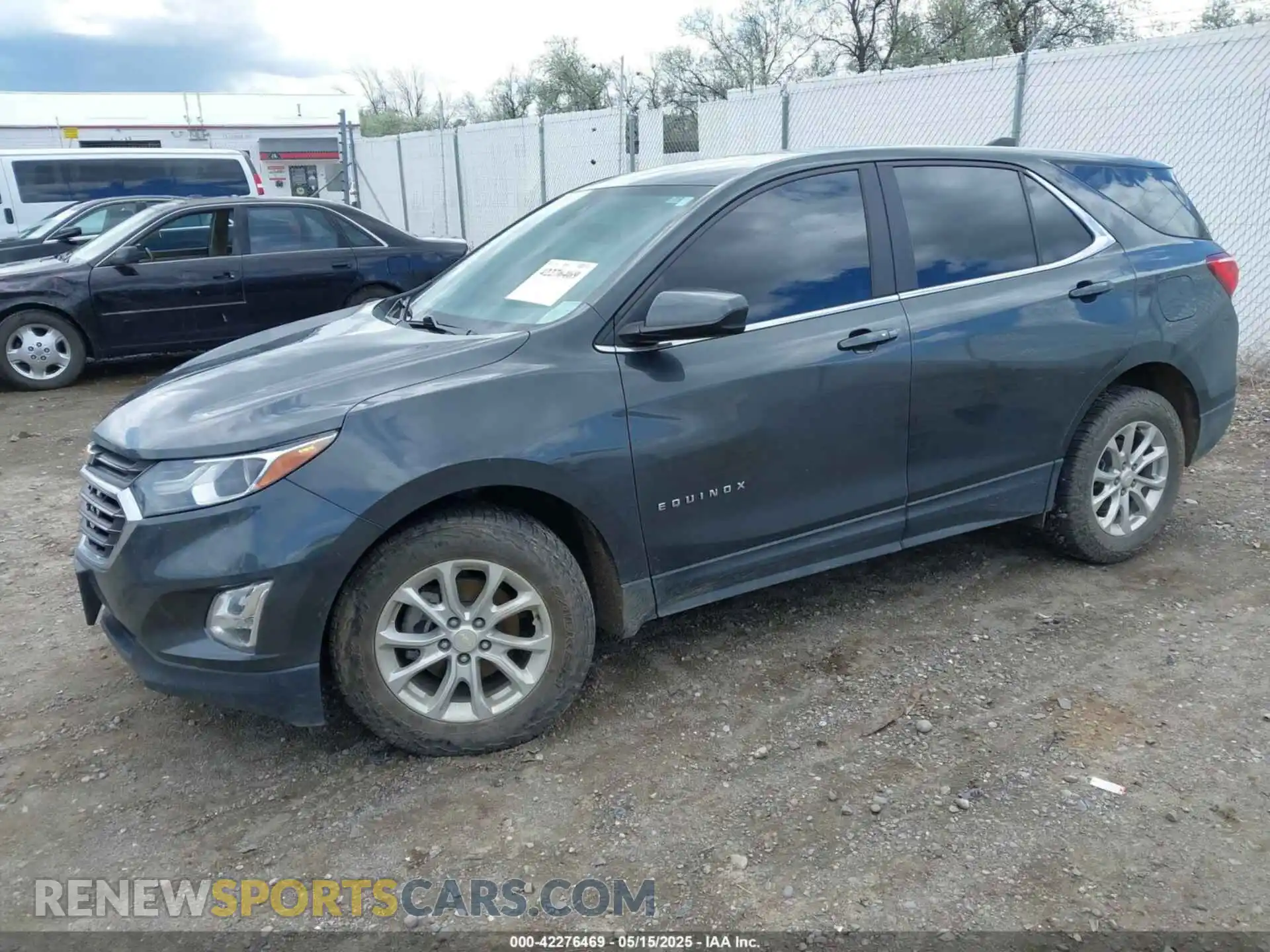 2 Photograph of a damaged car 3GNAXUEV2ML385900 CHEVROLET EQUINOX 2021
