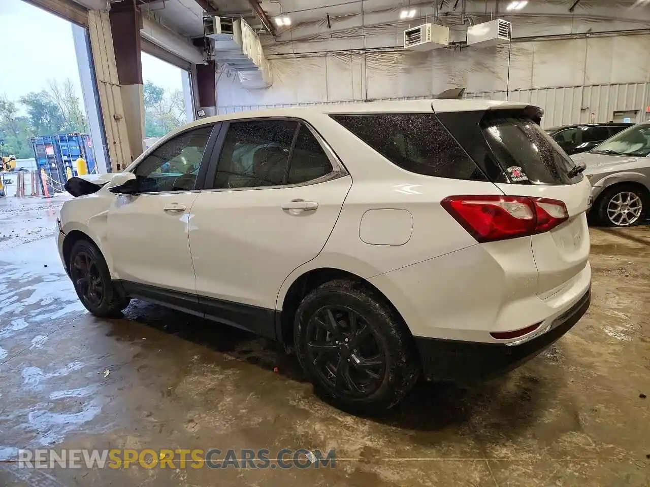 2 Фотография поврежденного автомобиля 3GNAXUEV2MS111876 CHEVROLET EQUINOX 2021