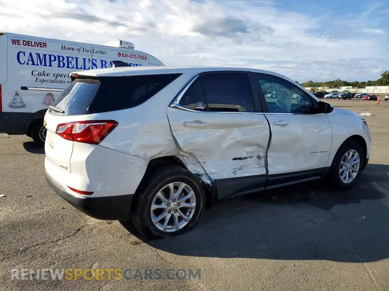 3 fotografías del automóvil dañado 3GNAXUEV2MS119072 CHEVROLET EQUINOX 2021