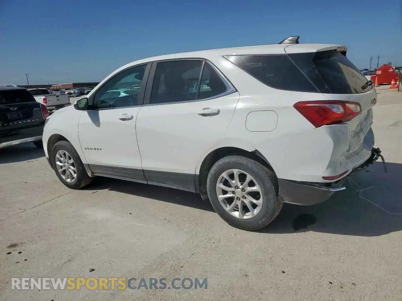 2 Photograph of a damaged car 3GNAXUEV2MS132436 CHEVROLET EQUINOX 2021