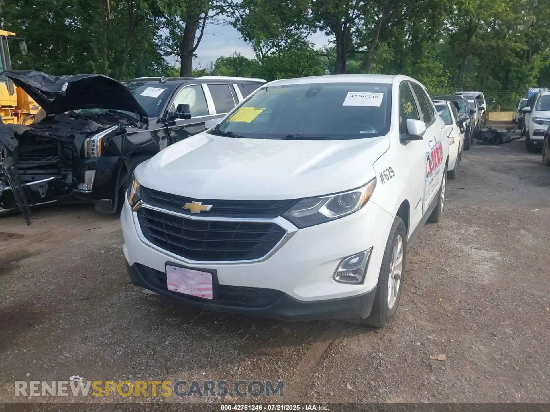 2 Photograph of a damaged car 3GNAXUEV2MS173469 CHEVROLET EQUINOX 2021