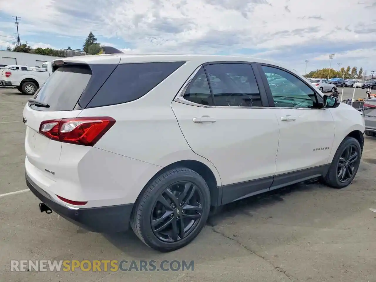 3 Photograph of a damaged car 3GNAXUEV2MS180826 CHEVROLET EQUINOX 2021