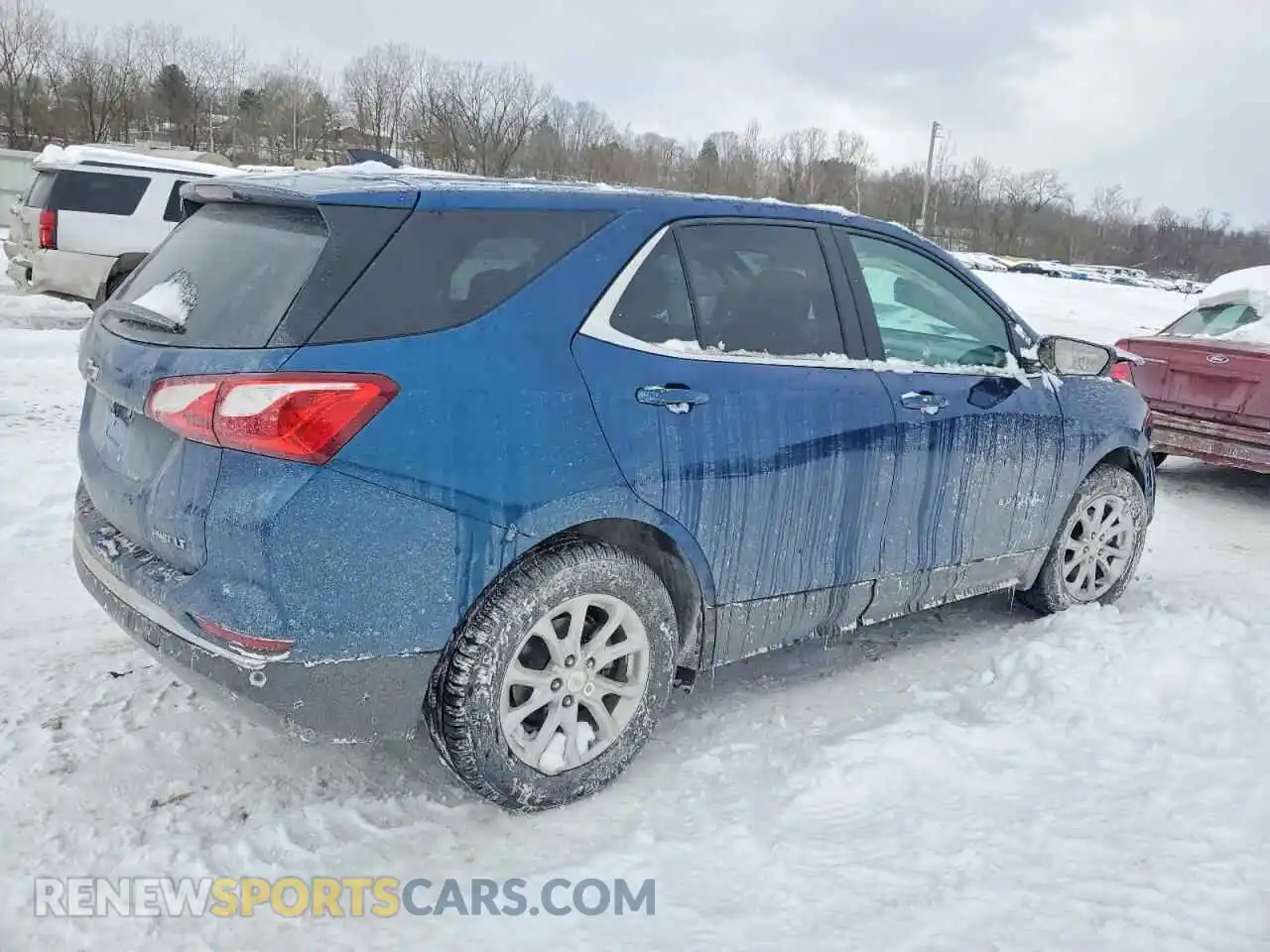 3 Photograph of a damaged car 3GNAXUEV3ML320201 CHEVROLET EQUINOX 2021
