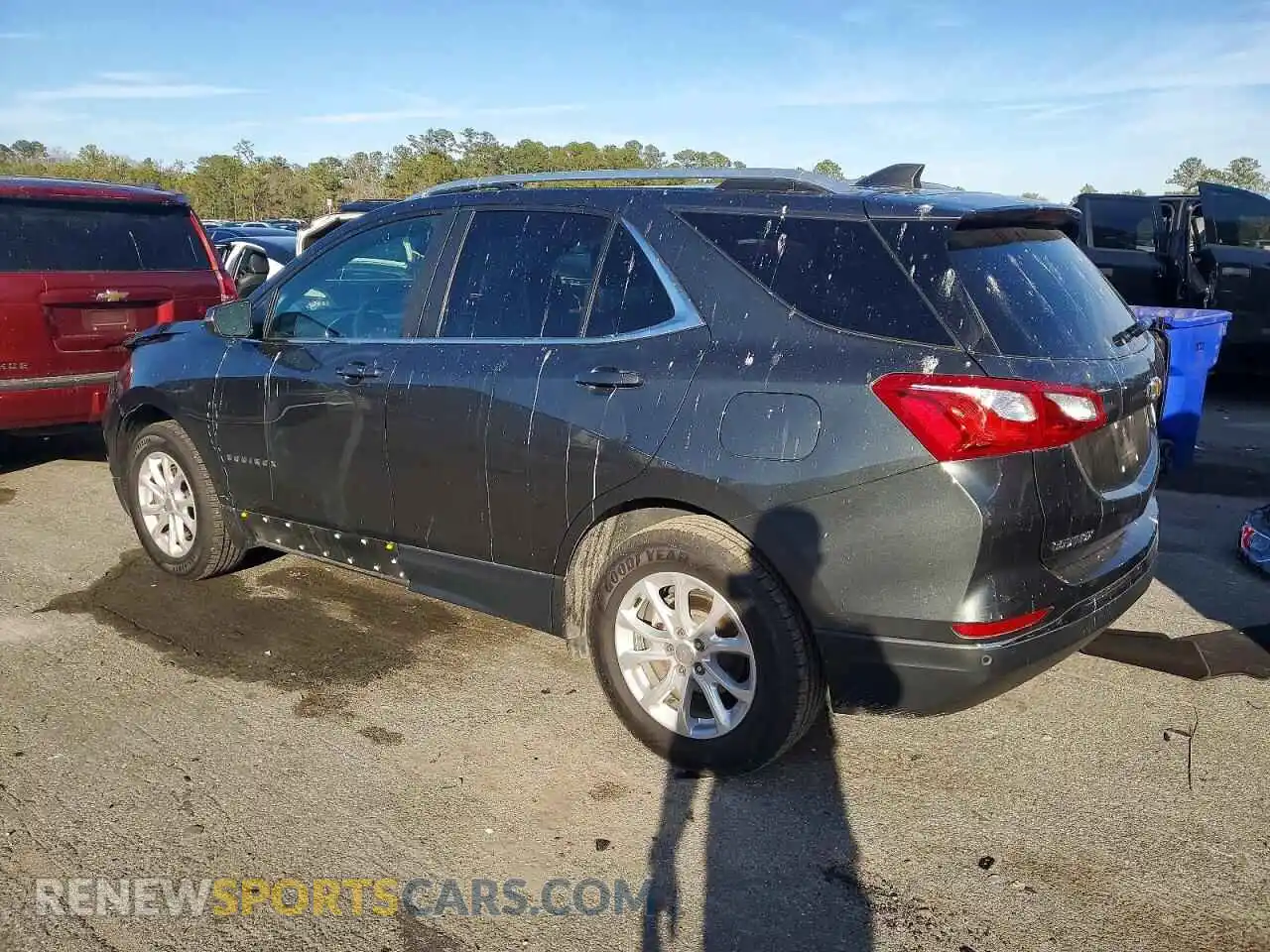 2 Photograph of a damaged car 3GNAXUEV3ML356728 CHEVROLET EQUINOX 2021