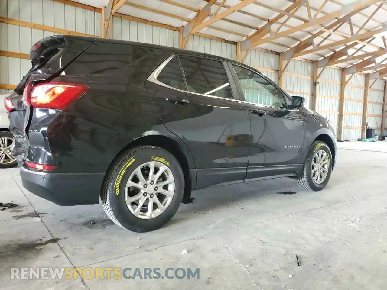 3 Photograph of a damaged car 3GNAXUEV3ML377790 CHEVROLET EQUINOX 2021