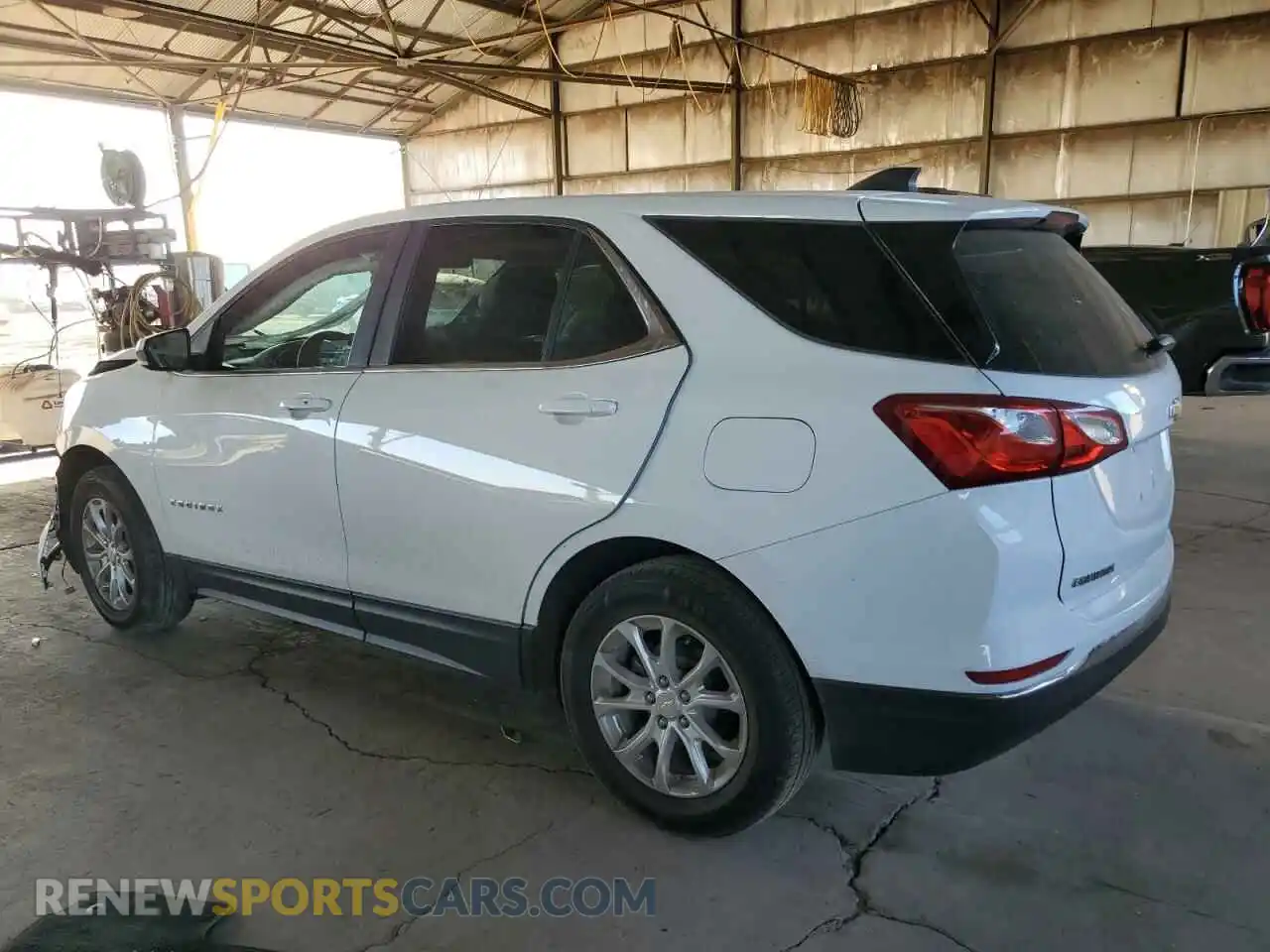 2 Photograph of a damaged car 3GNAXUEV3MS174727 CHEVROLET EQUINOX 2021