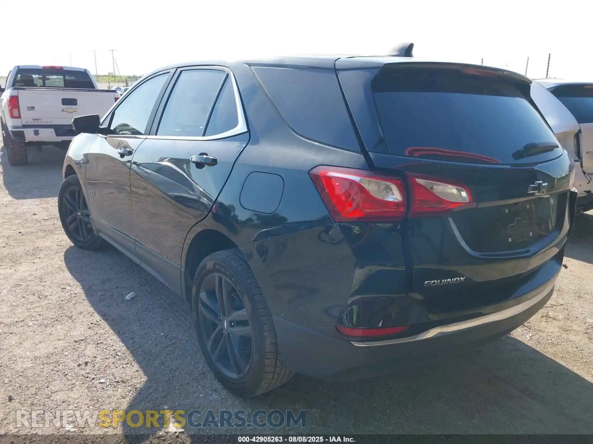 3 Photograph of a damaged car 3GNAXUEV4ML355779 CHEVROLET EQUINOX 2021