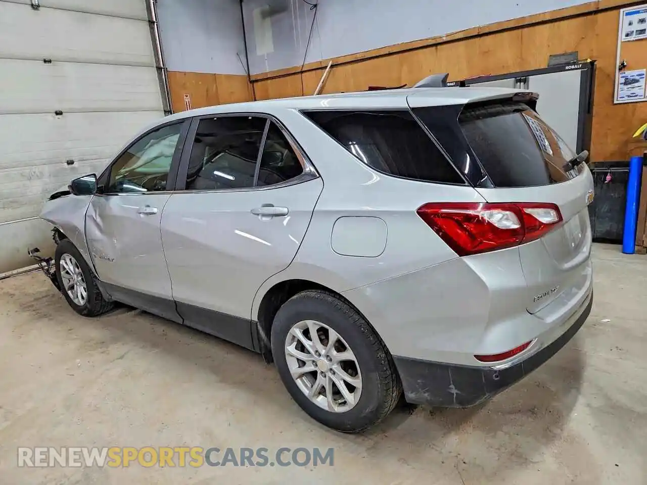 2 Photograph of a damaged car 3GNAXUEV4MS100300 CHEVROLET EQUINOX 2021
