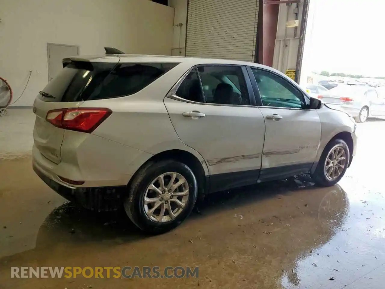 3 Photograph of a damaged car 3GNAXUEV4MS101642 CHEVROLET EQUINOX 2021