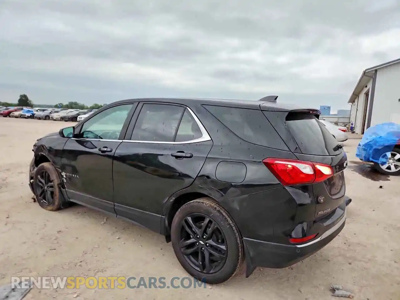 2 Фотография поврежденного автомобиля 3GNAXUEV5ML319745 CHEVROLET EQUINOX 2021