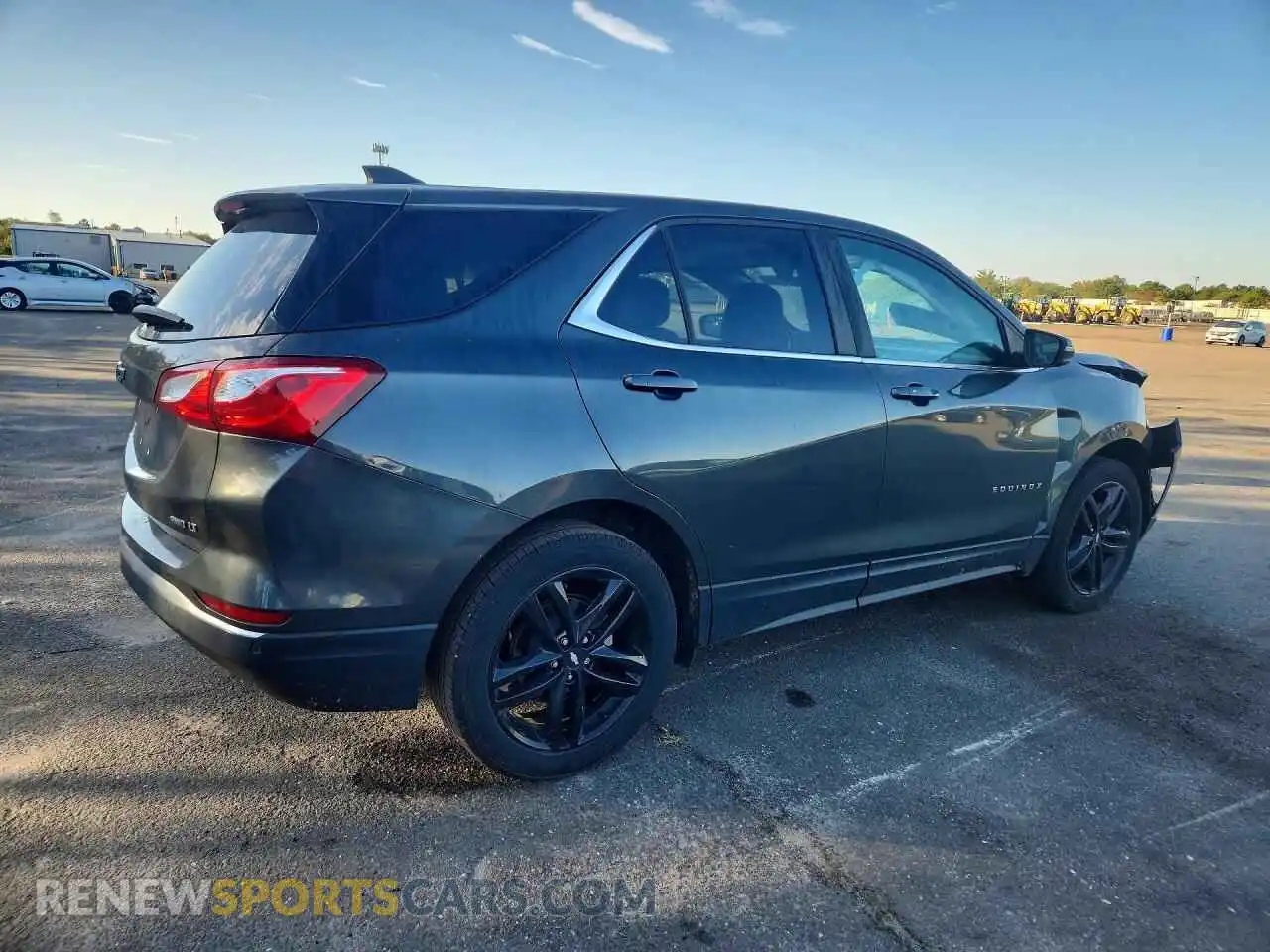 3 Photograph of a damaged car 3GNAXUEV5ML361459 CHEVROLET EQUINOX 2021