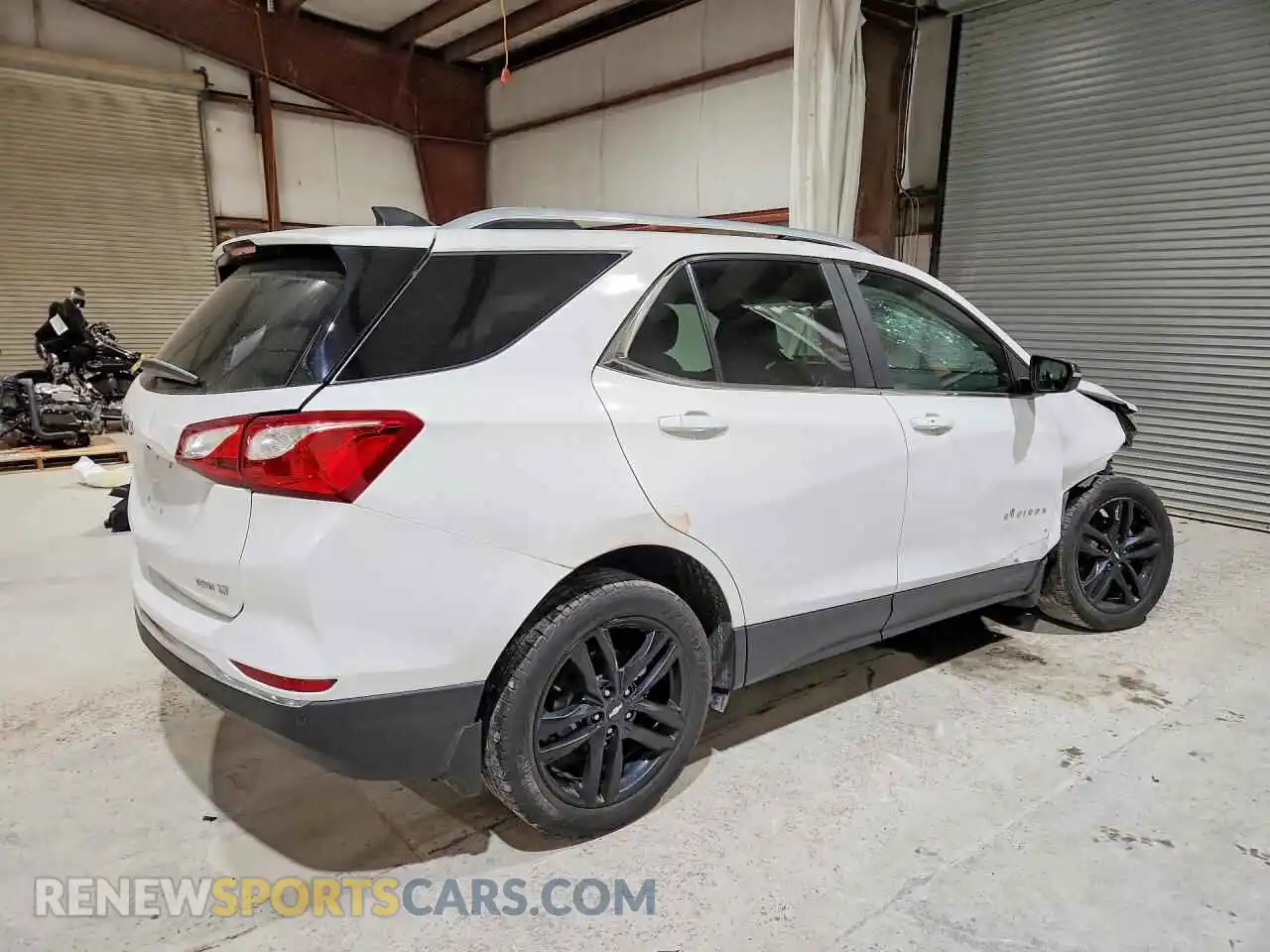 3 Photograph of a damaged car 3GNAXUEV5ML371635 CHEVROLET EQUINOX 2021