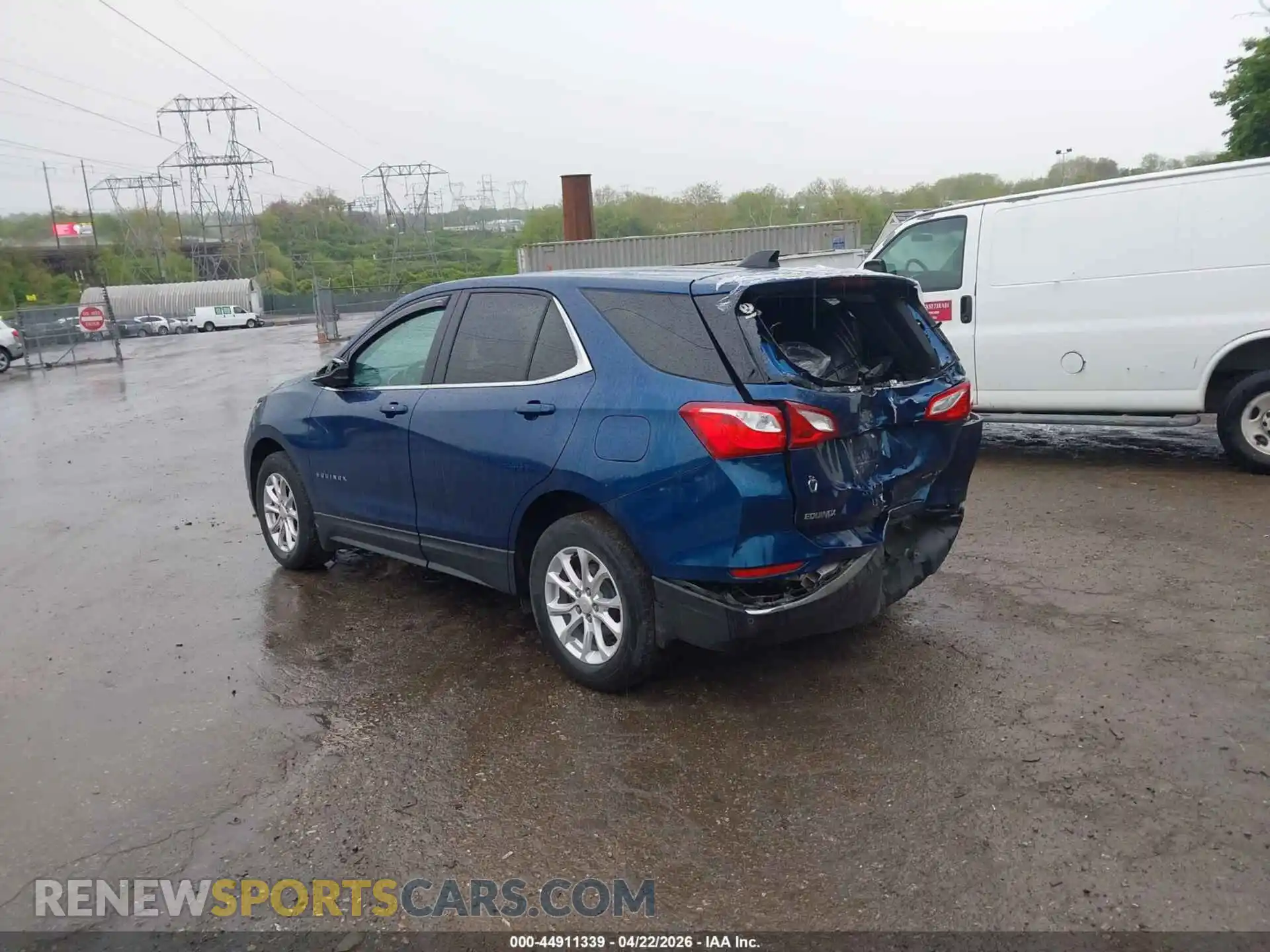 3 Photograph of a damaged car 3GNAXUEV7ML305846 CHEVROLET EQUINOX 2021