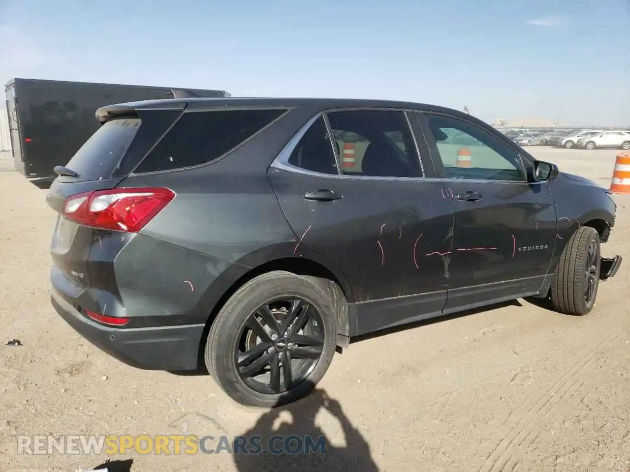 3 Photograph of a damaged car 3GNAXUEV7ML326132 CHEVROLET EQUINOX 2021