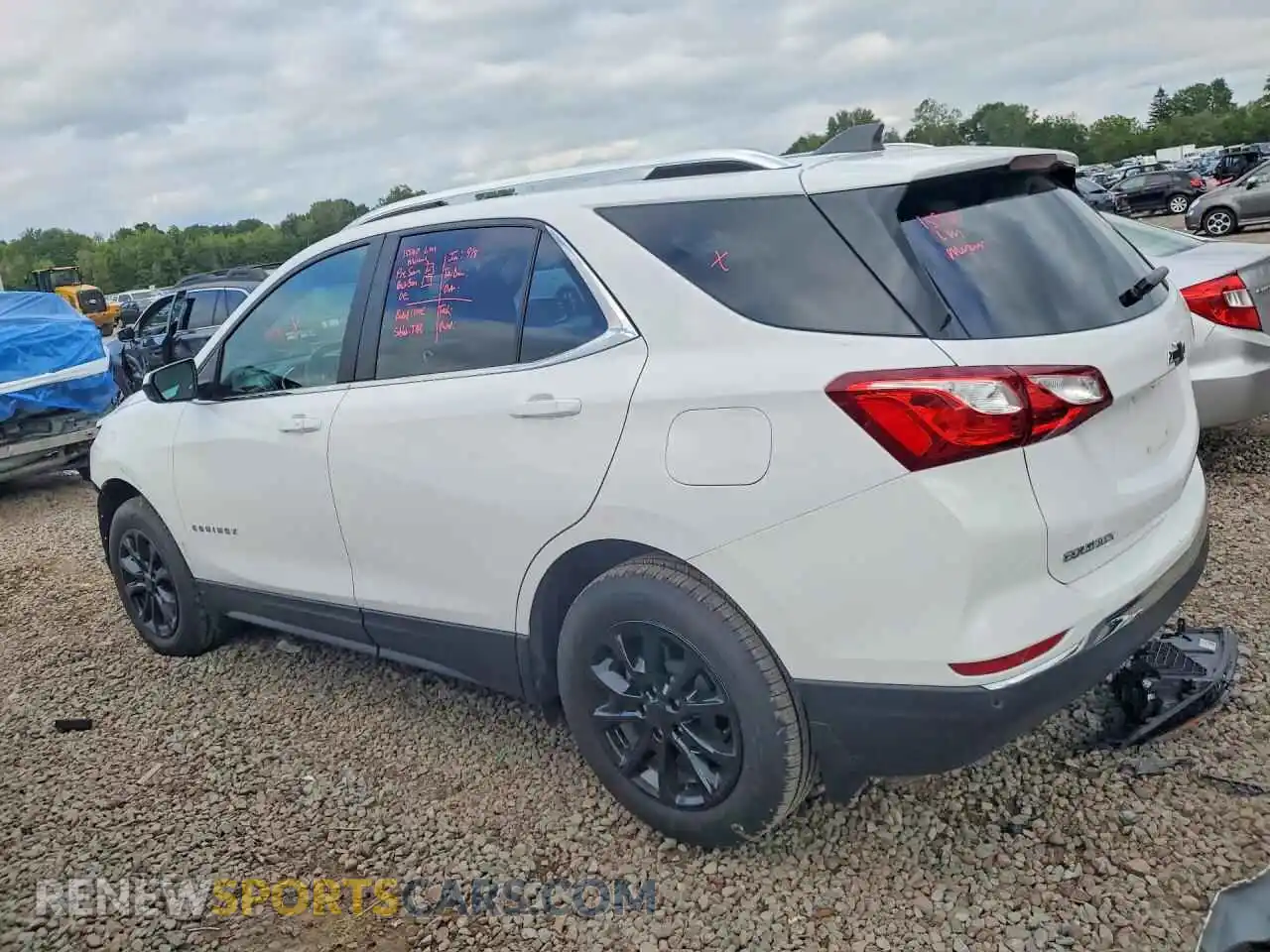 2 Photograph of a damaged car 3GNAXUEV7ML372799 CHEVROLET EQUINOX 2021