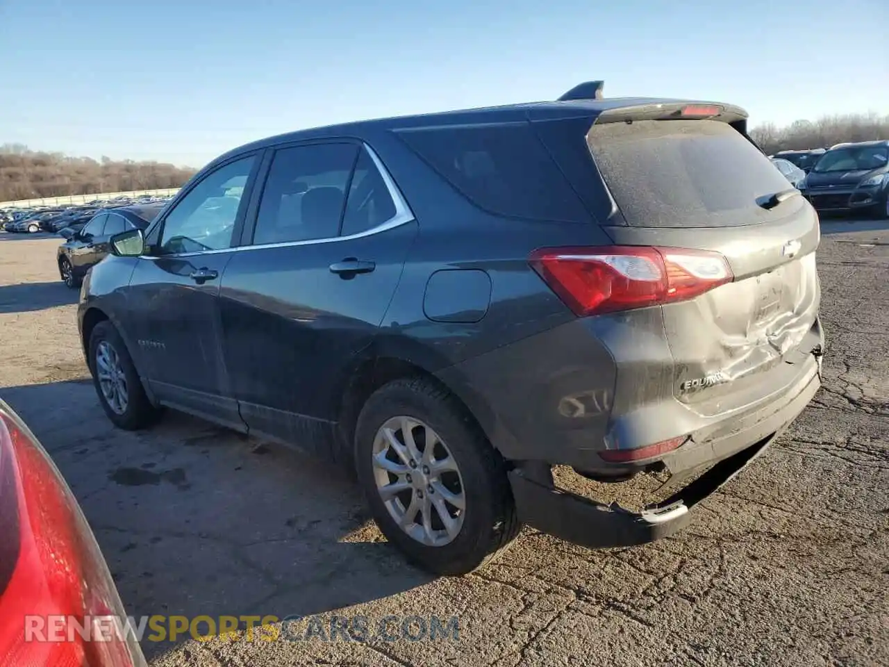 2 fotografías del automóvil dañado 3GNAXUEV8ML388283 CHEVROLET EQUINOX 2021