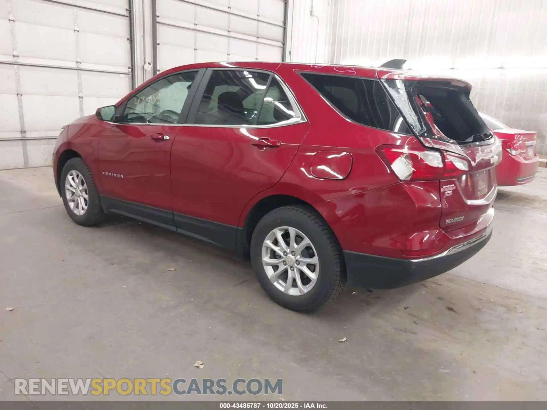 3 Photograph of a damaged car 3GNAXUEVXML333317 CHEVROLET EQUINOX 2021
