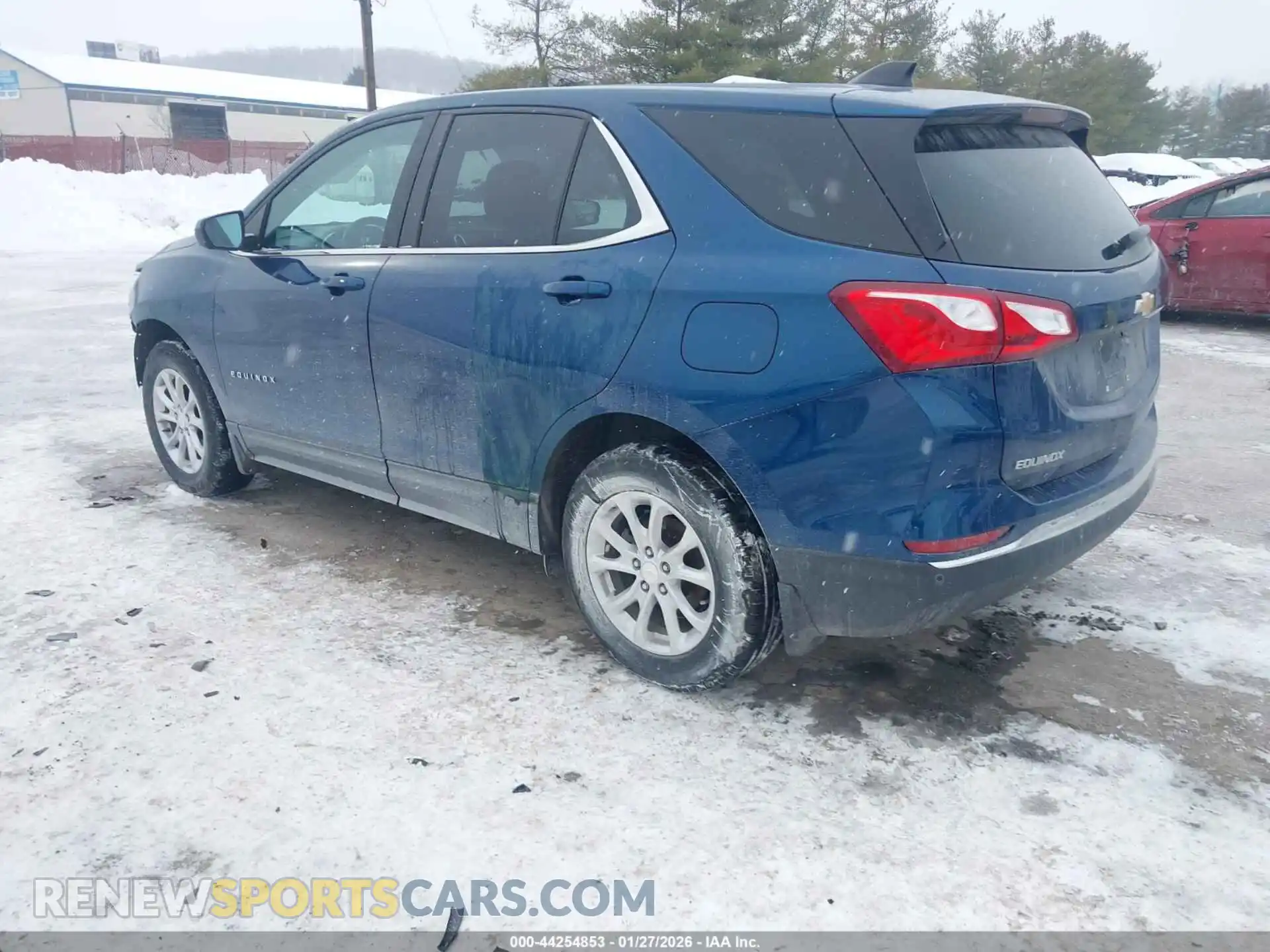 3 Photograph of a damaged car 3GNAXUEVXML334032 CHEVROLET EQUINOX 2021