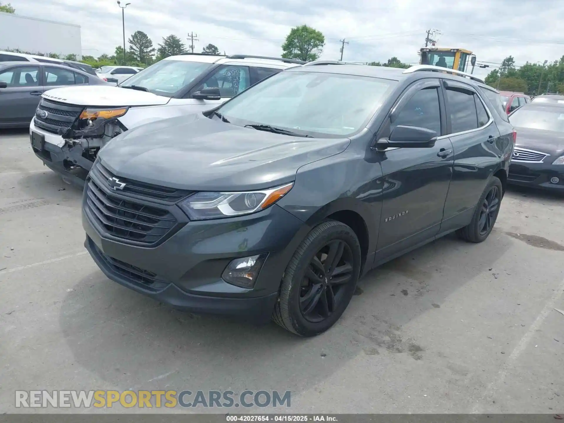 2 Photograph of a damaged car 3GNAXUEVXML341465 CHEVROLET EQUINOX 2021