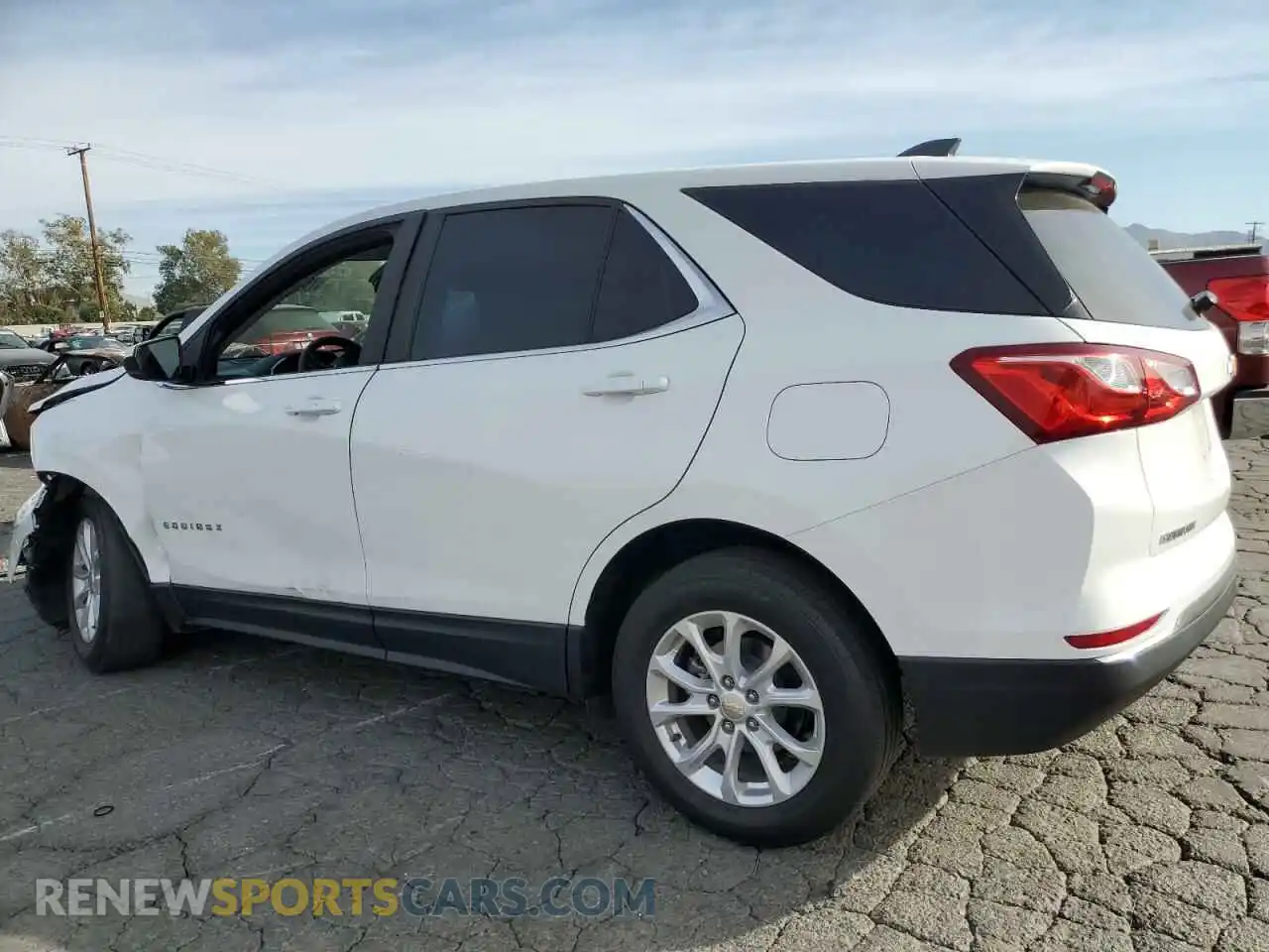 2 Photograph of a damaged car 3GNAXUEVXMS103203 CHEVROLET EQUINOX 2021