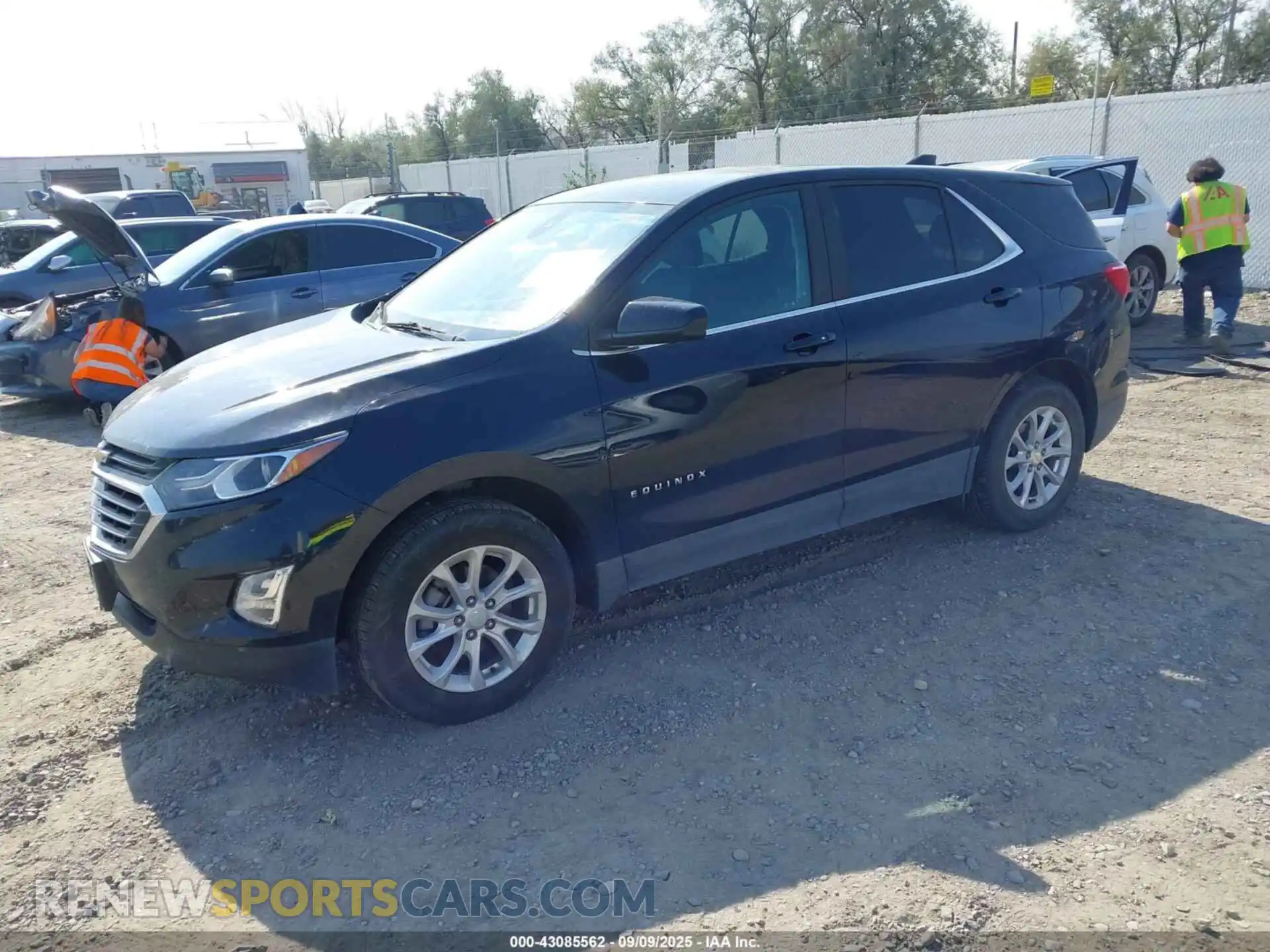 2 Photograph of a damaged car 3GNAXUEVXMS136993 CHEVROLET EQUINOX 2021