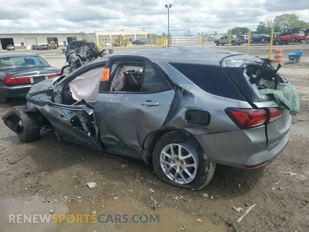 2 Фотография поврежденного автомобиля 3GNAXHEG3PL120772 CHEVROLET EQUINOX 2023