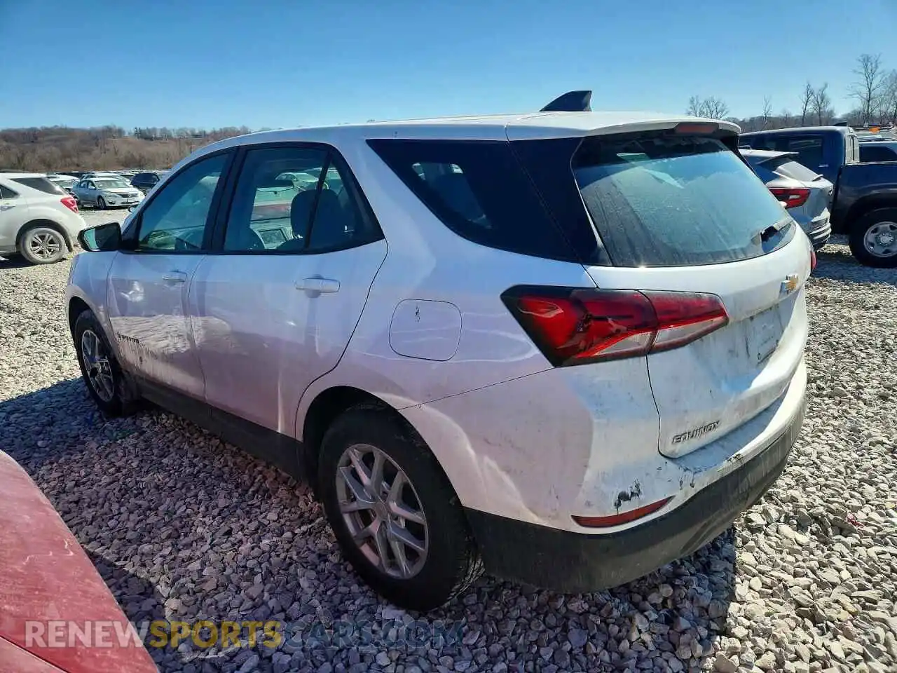 2 fotografías del automóvil dañado 3GNAXFEG5RL295774 CHEVROLET EQUINOX 2024
