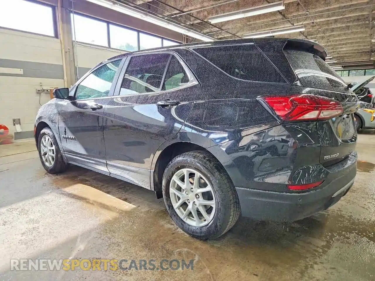 2 Фотография поврежденного автомобиля 3GNAXKEG6RL321274 CHEVROLET EQUINOX 2024