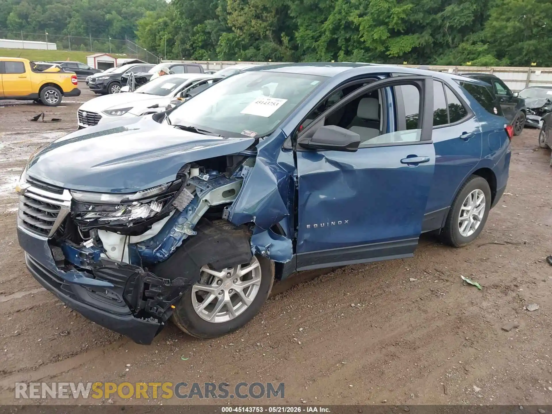2 Photograph of a damaged car 3GNAXSEG7RL201774 CHEVROLET EQUINOX 2024