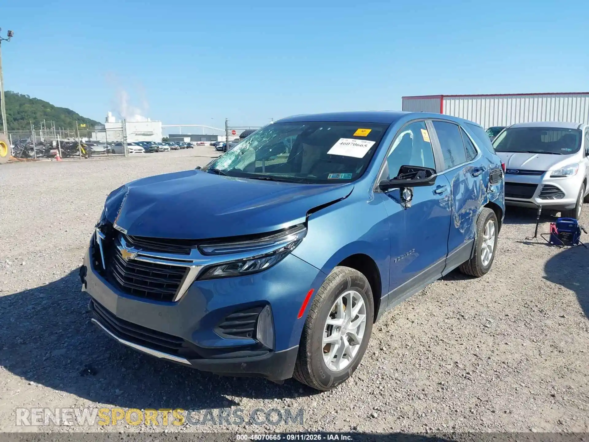 2 fotografías del automóvil dañado 3GNAXUEG2RL173877 CHEVROLET EQUINOX 2024