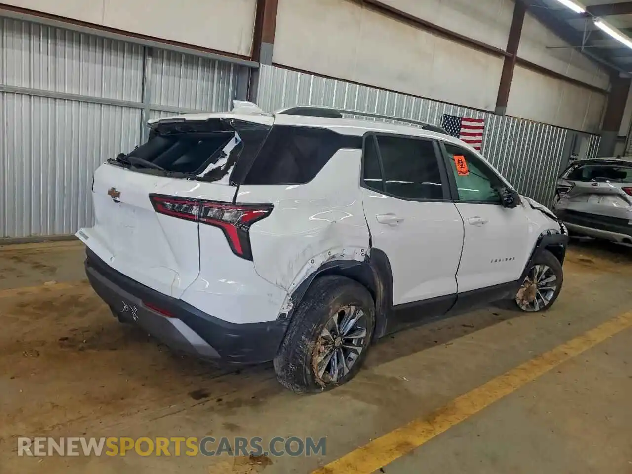 3 Фотография поврежденного автомобиля 3GNAXHEG2SL311933 CHEVROLET EQUINOX 2025