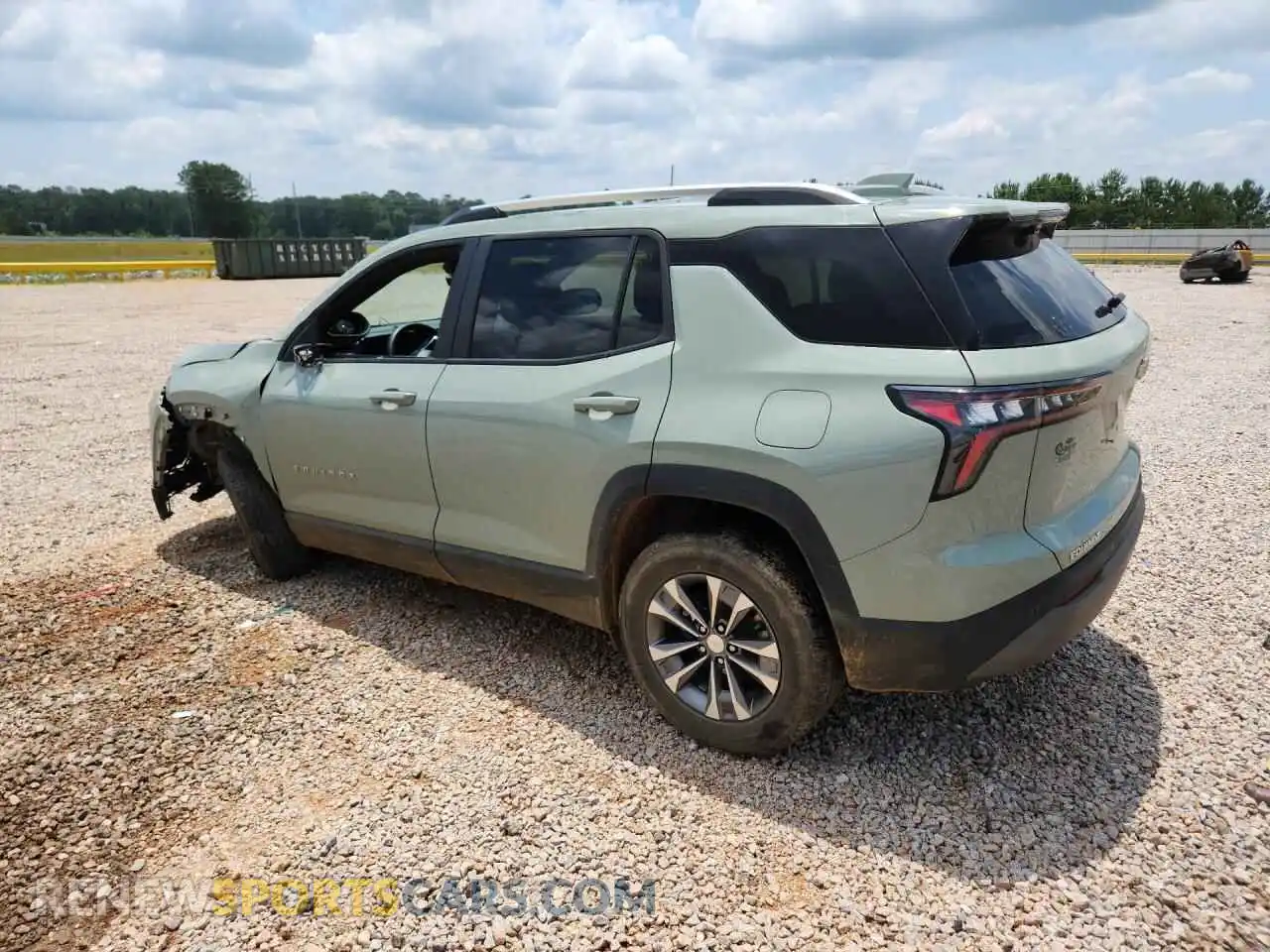 2 Photograph of a damaged car 3GNAXHEG7SL121982 CHEVROLET EQUINOX 2025
