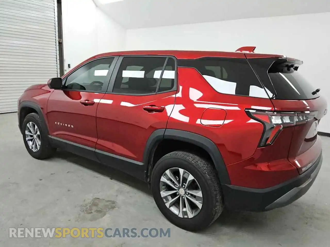 2 fotografías del automóvil dañado 3GNAXHEG7SL133629 CHEVROLET EQUINOX 2025