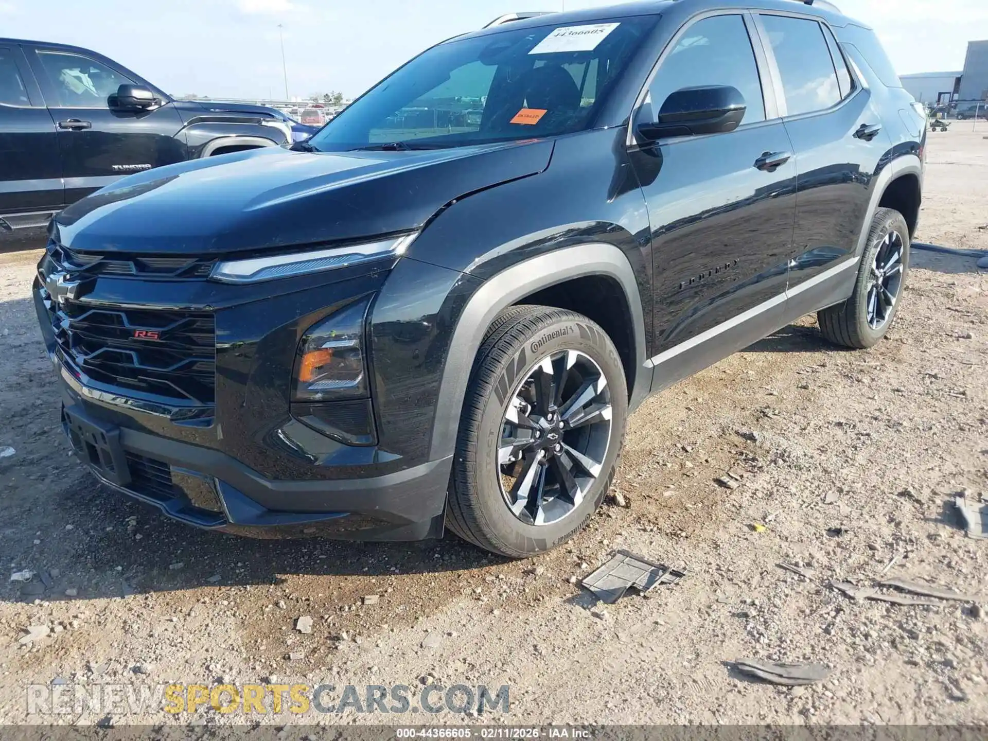 2 Photograph of a damaged car 3GNAXLEG7SL310666 CHEVROLET EQUINOX 2025