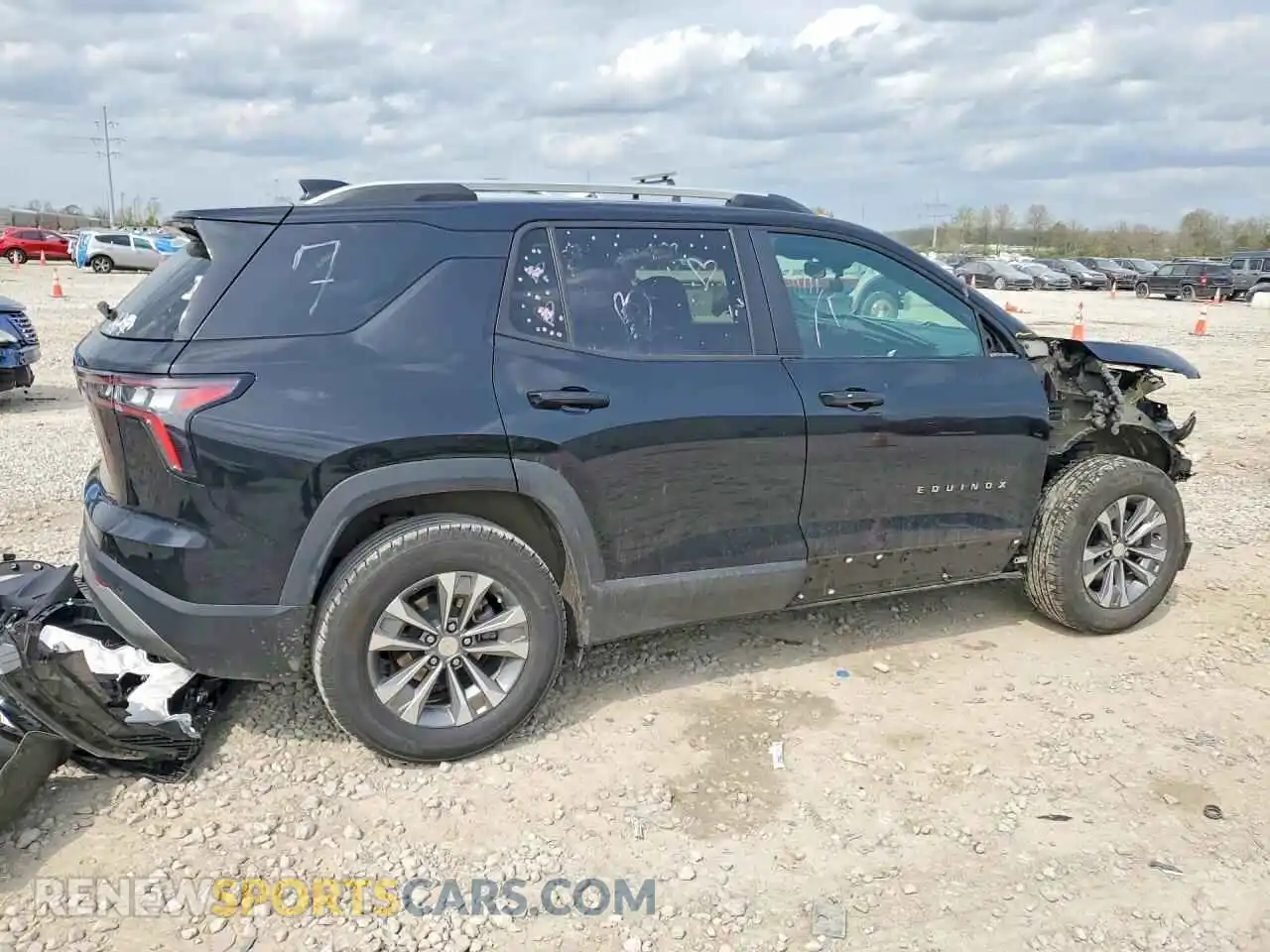 3 Photograph of a damaged car 3GNAXPEG7SL180394 CHEVROLET EQUINOX 2025